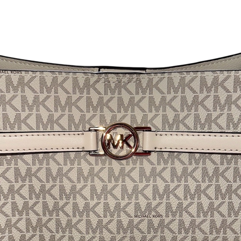 Michael Kors Reed Large Tote - Picture 2 of 7